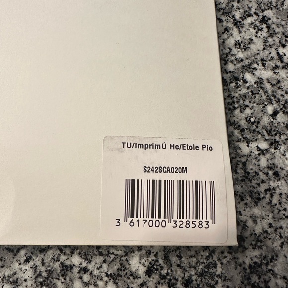 Sézane Pio Scarf, NWT - Picture 6 of 7